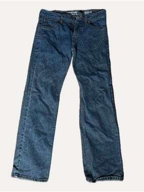 Signature by Levi Strauss Men’s Dark Blue Bootcut Jeans